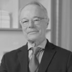 Prof. Eric Pujade-Lauraine