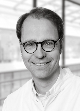 Assoc. Prof. Robert Klamroth